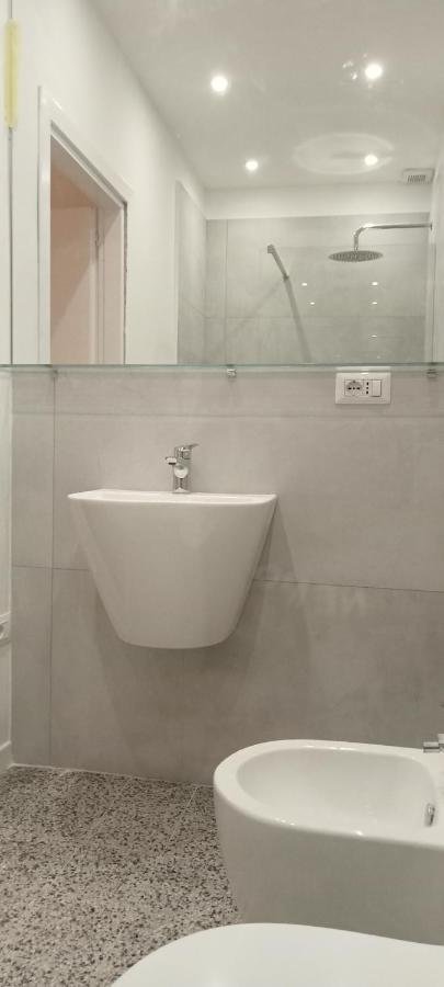 Cinghiale Bianco Apartamento Cagliari Exterior foto